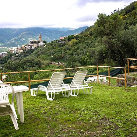 Casa Vacanze Tra Le Mura 레반토 외부 사진