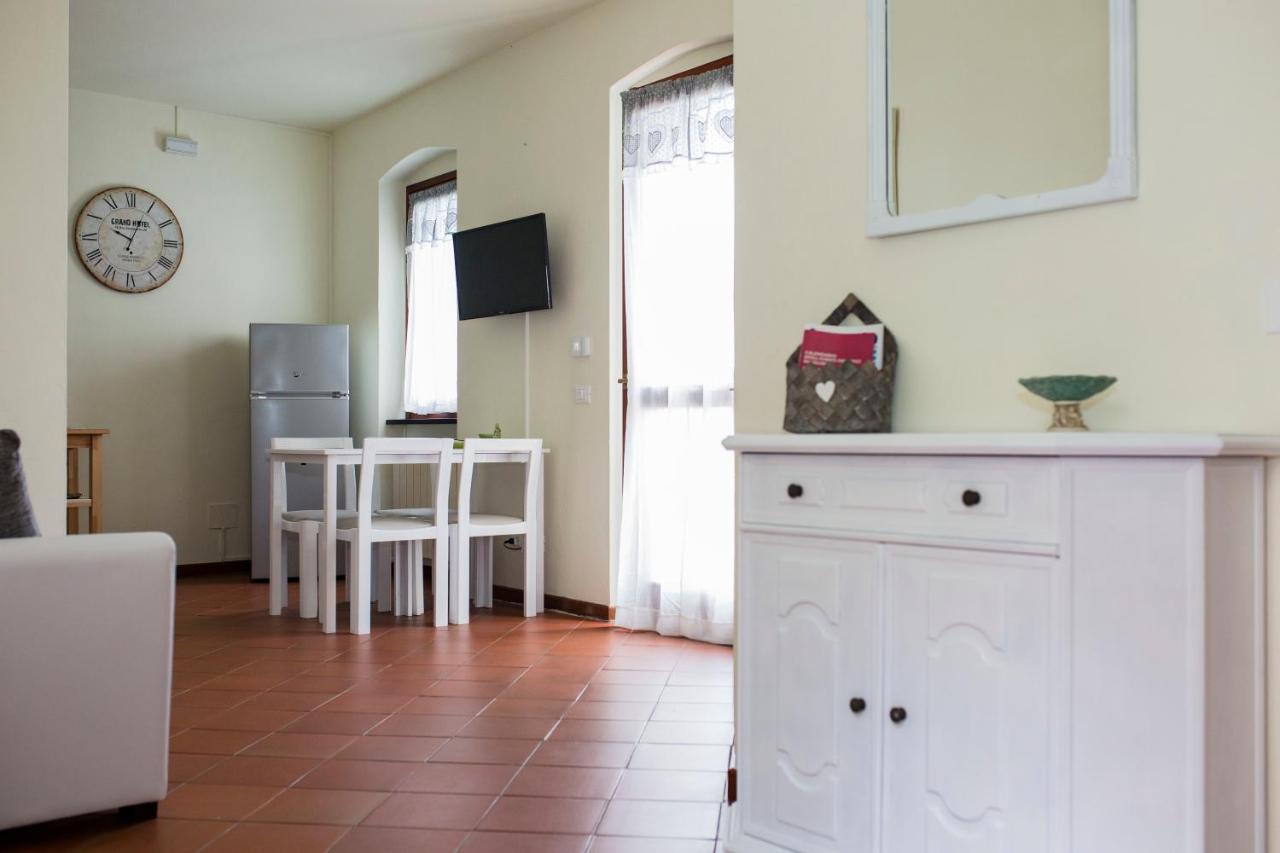 Casa Vacanze Tra Le Mura 레반토 외부 사진