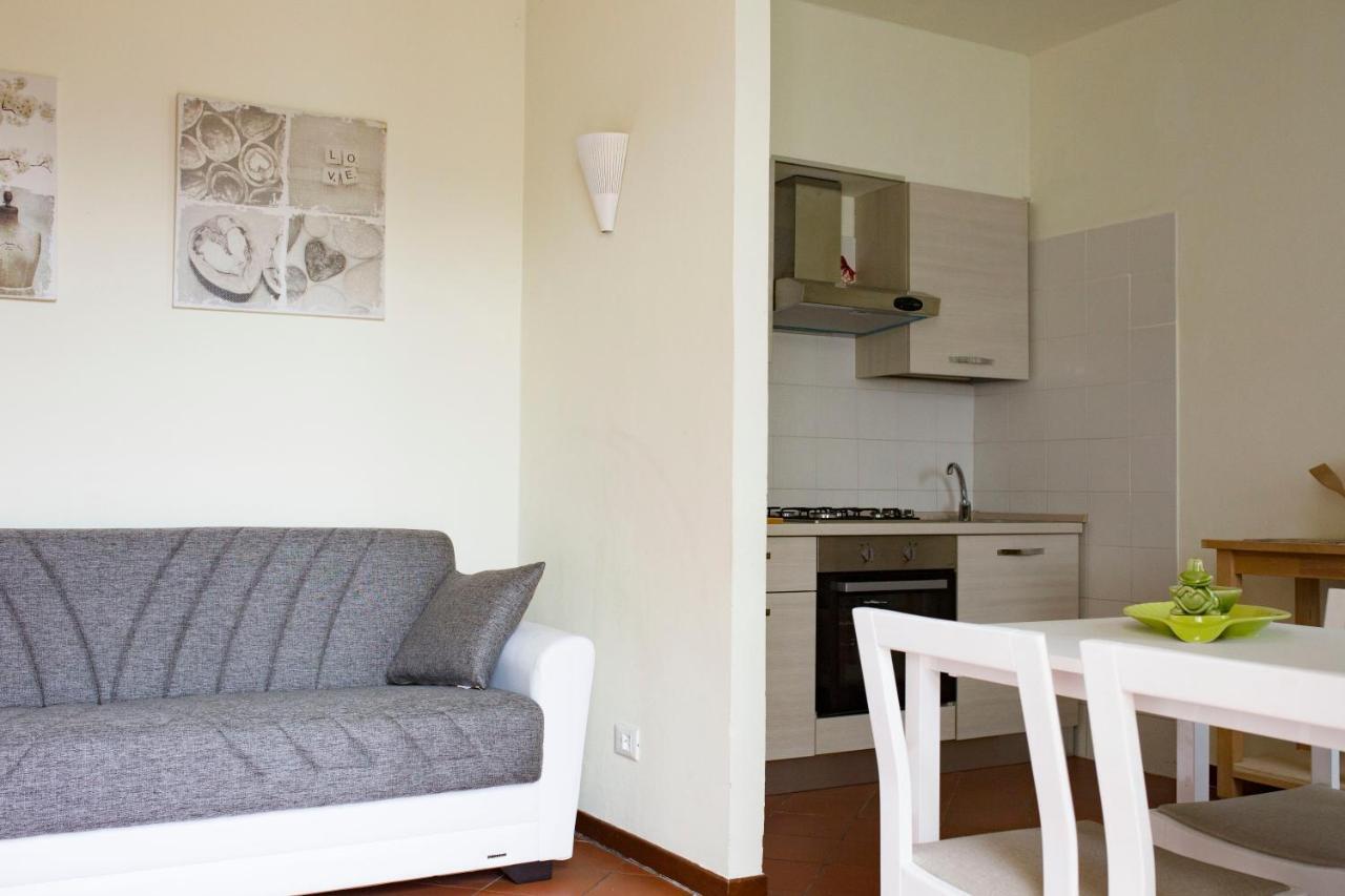 Casa Vacanze Tra Le Mura 레반토 외부 사진