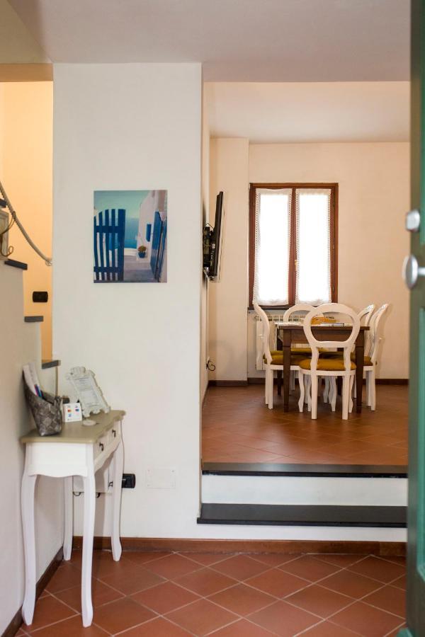 Casa Vacanze Tra Le Mura 레반토 외부 사진