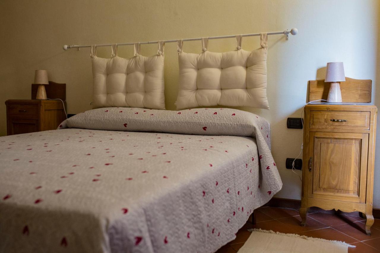 Casa Vacanze Tra Le Mura 레반토 외부 사진