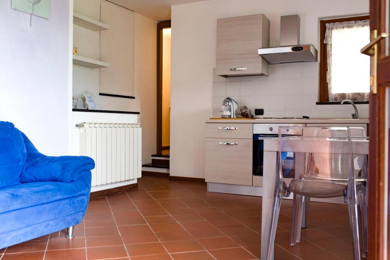 Casa Vacanze Tra Le Mura 레반토 외부 사진