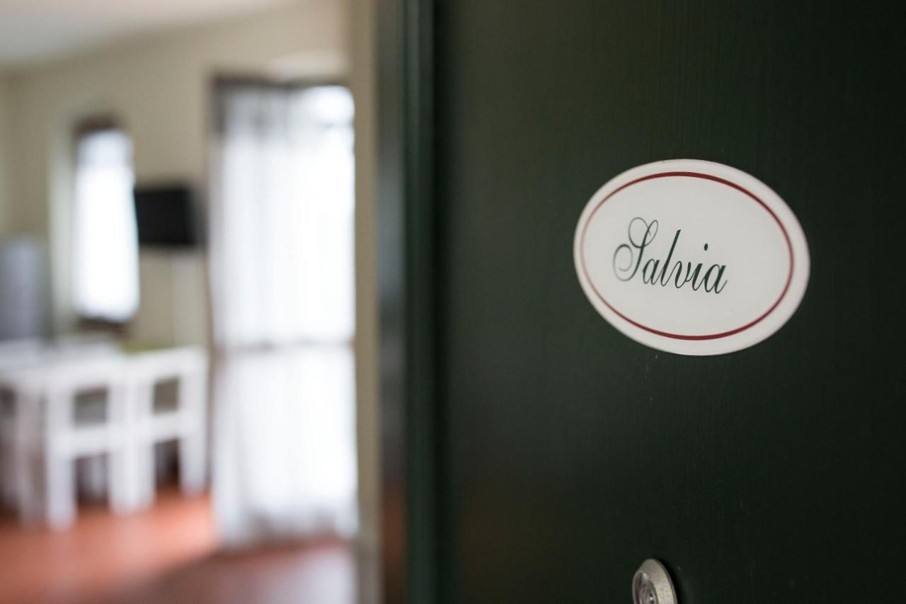 Casa Vacanze Tra Le Mura 레반토 외부 사진