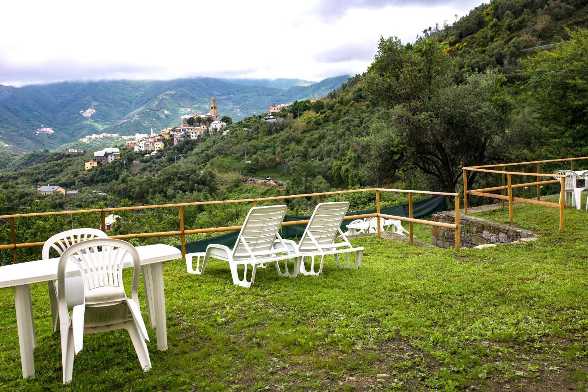 Casa Vacanze Tra Le Mura 레반토 외부 사진