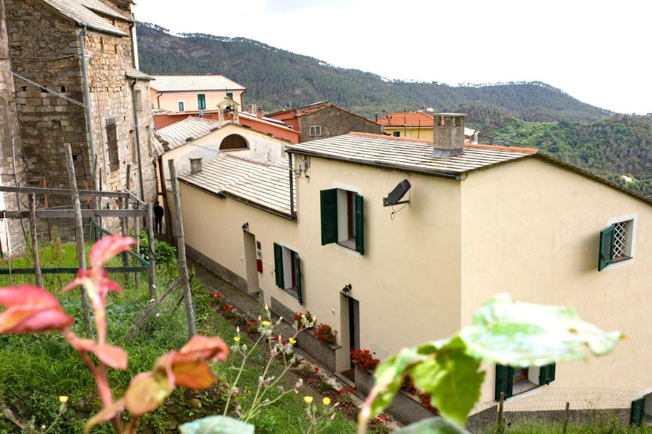 Casa Vacanze Tra Le Mura 레반토 외부 사진