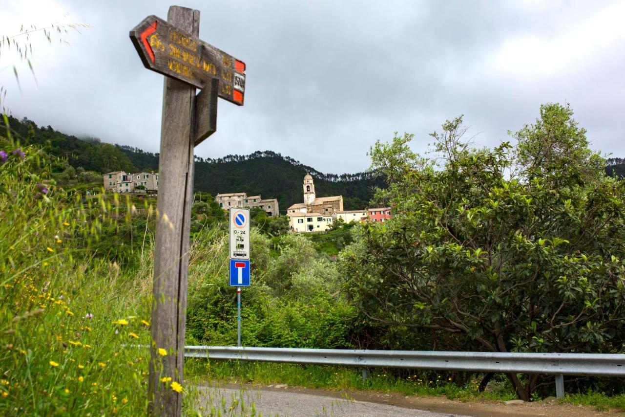 Casa Vacanze Tra Le Mura 레반토 외부 사진